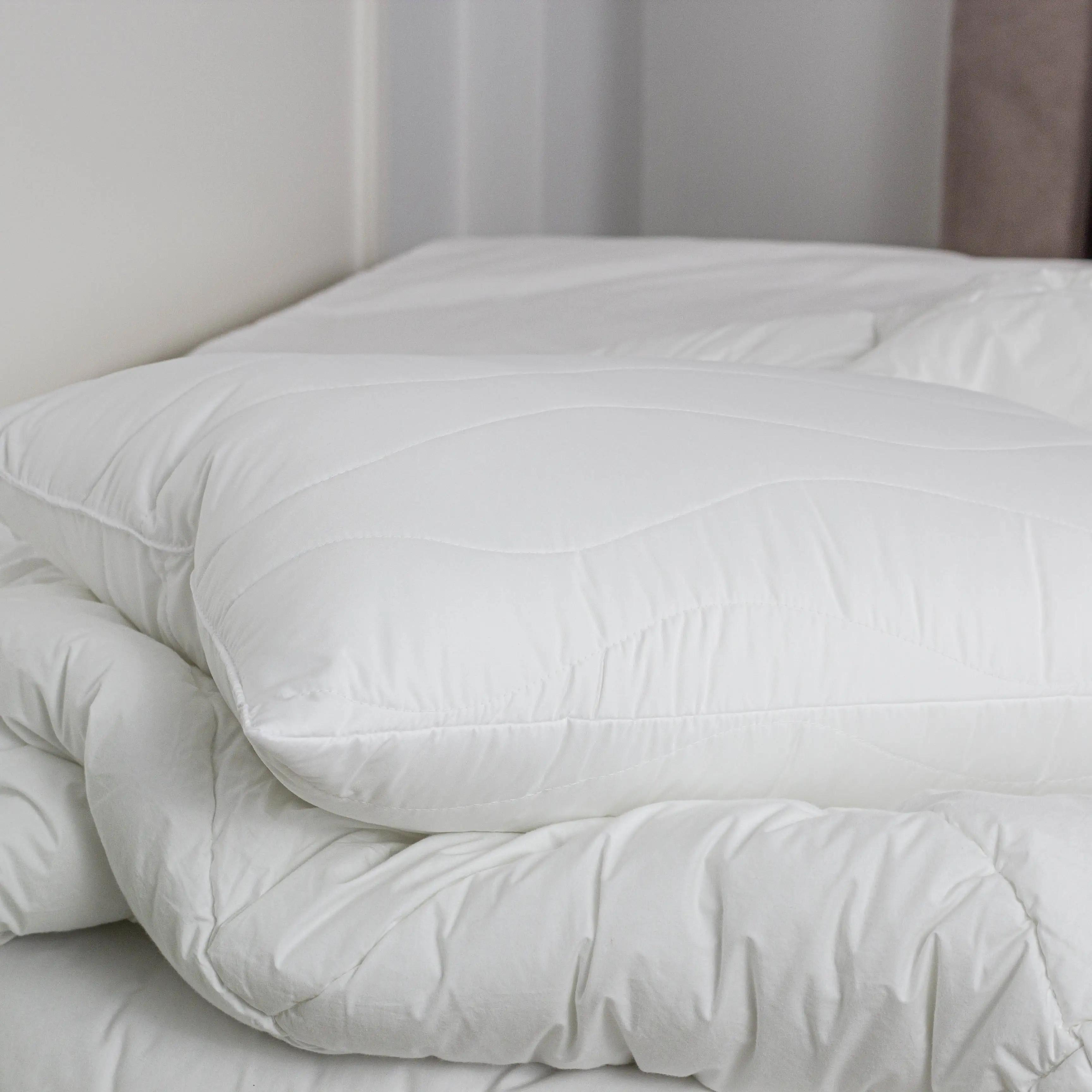 Подушка FRIENDLY "CLASSIC", 70x70 - Фото 3