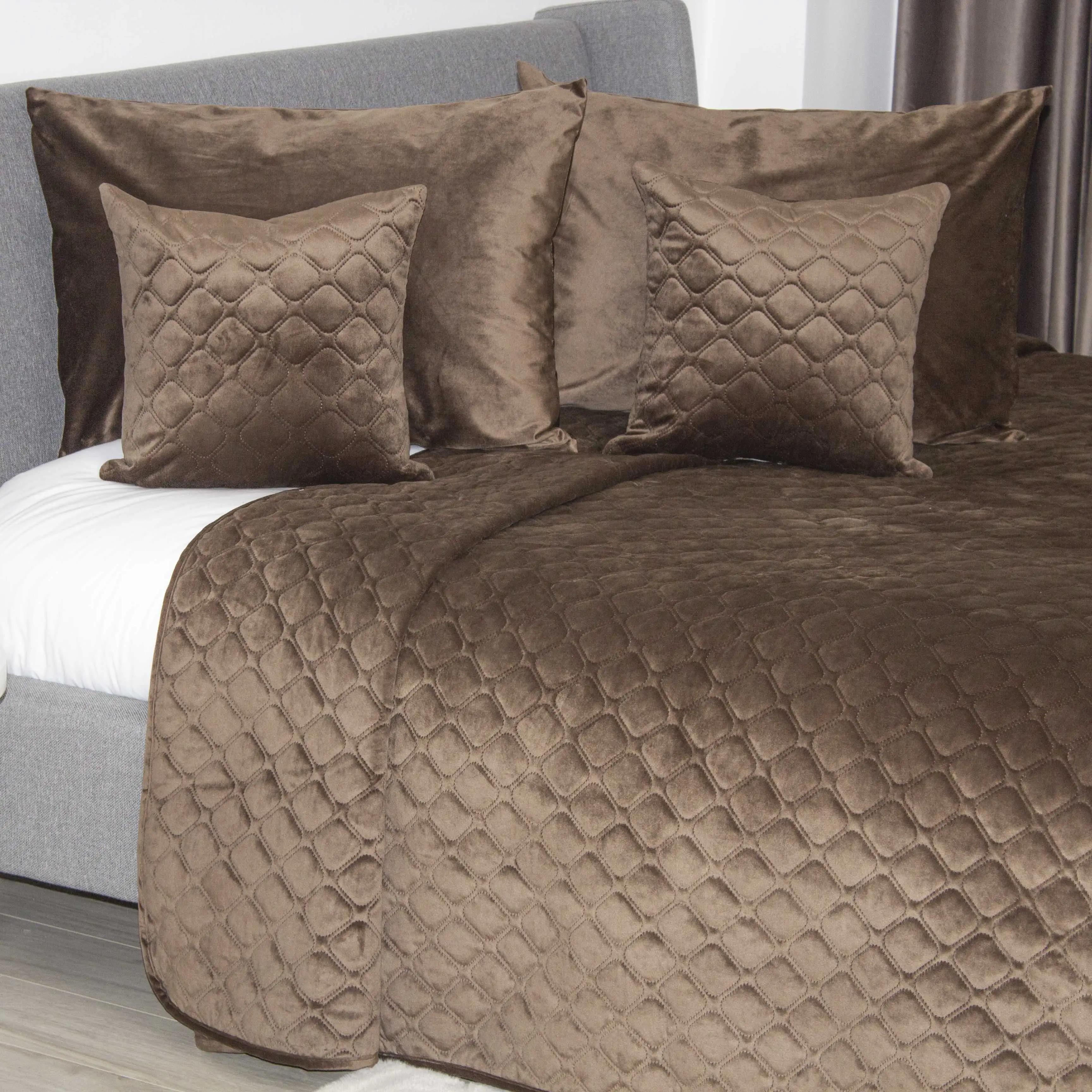 Bed Covers TEP "VELOUR" Coffee/Rhombus round, 220x240 - Photo 5