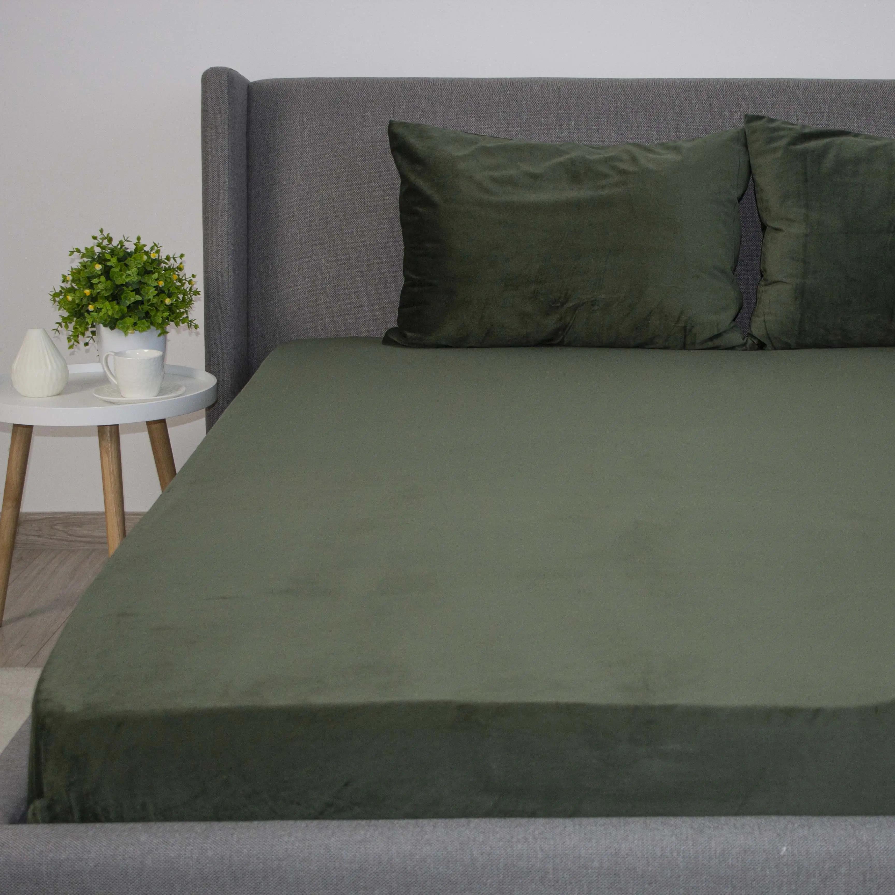 Sheet ТЕП VELOUR with an elastic band dark green, 180x200