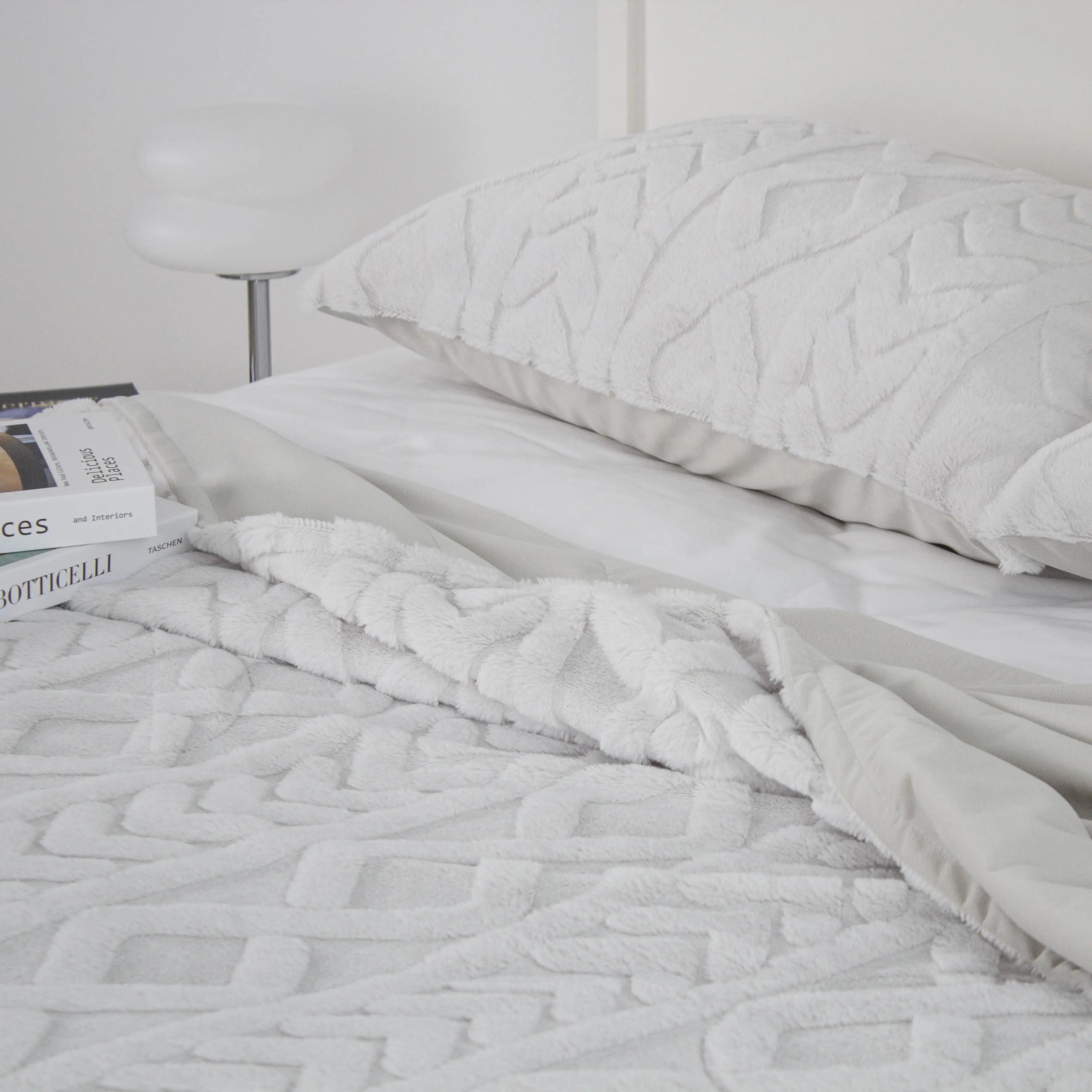 Bedspread TEP SOFT ANGORA with pillowcases, grey, 240x260 - Photo 6