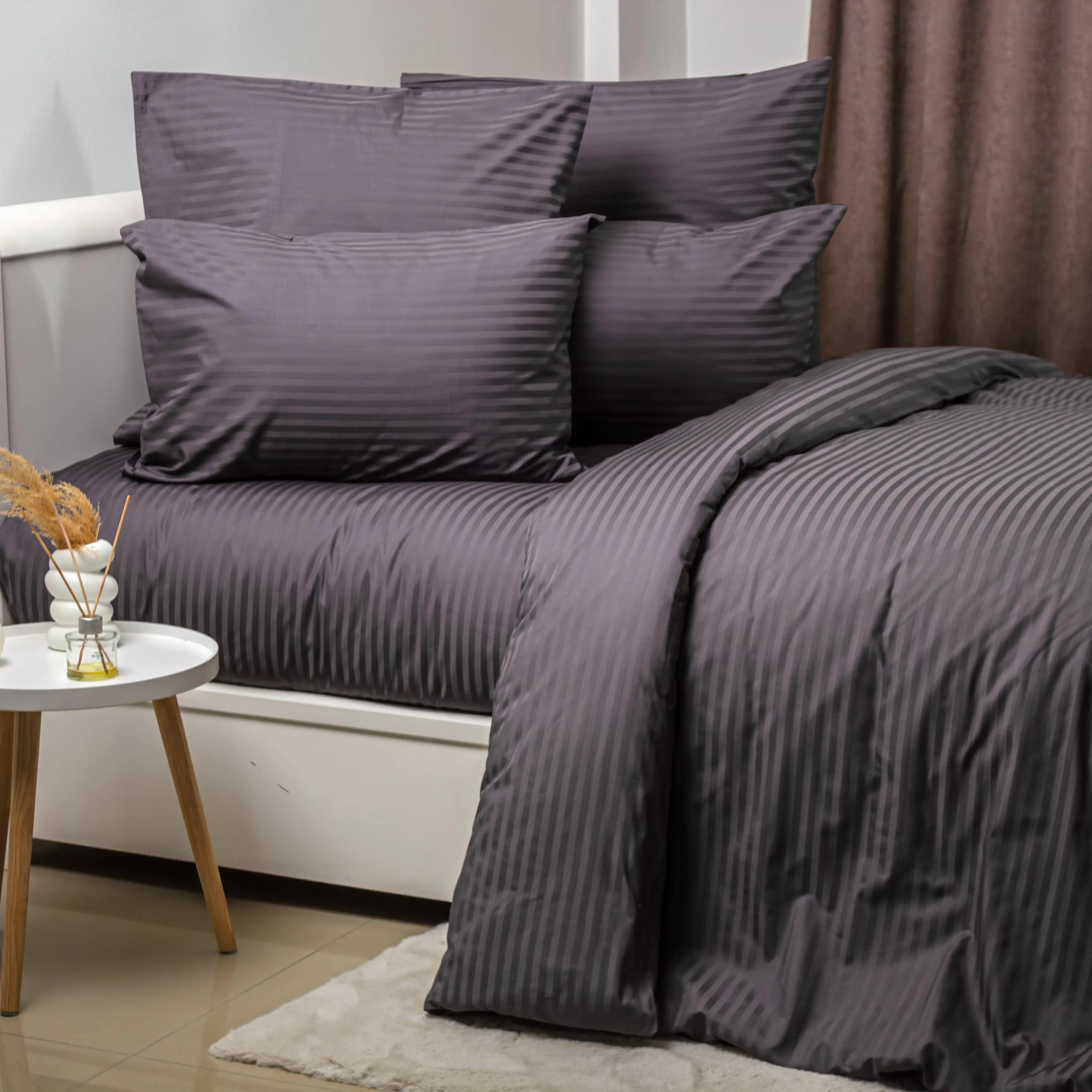Комплект постільної білизни ТЕП "СТРАЙП САТИН PREMIUM" Graphite, євро - Фото 2