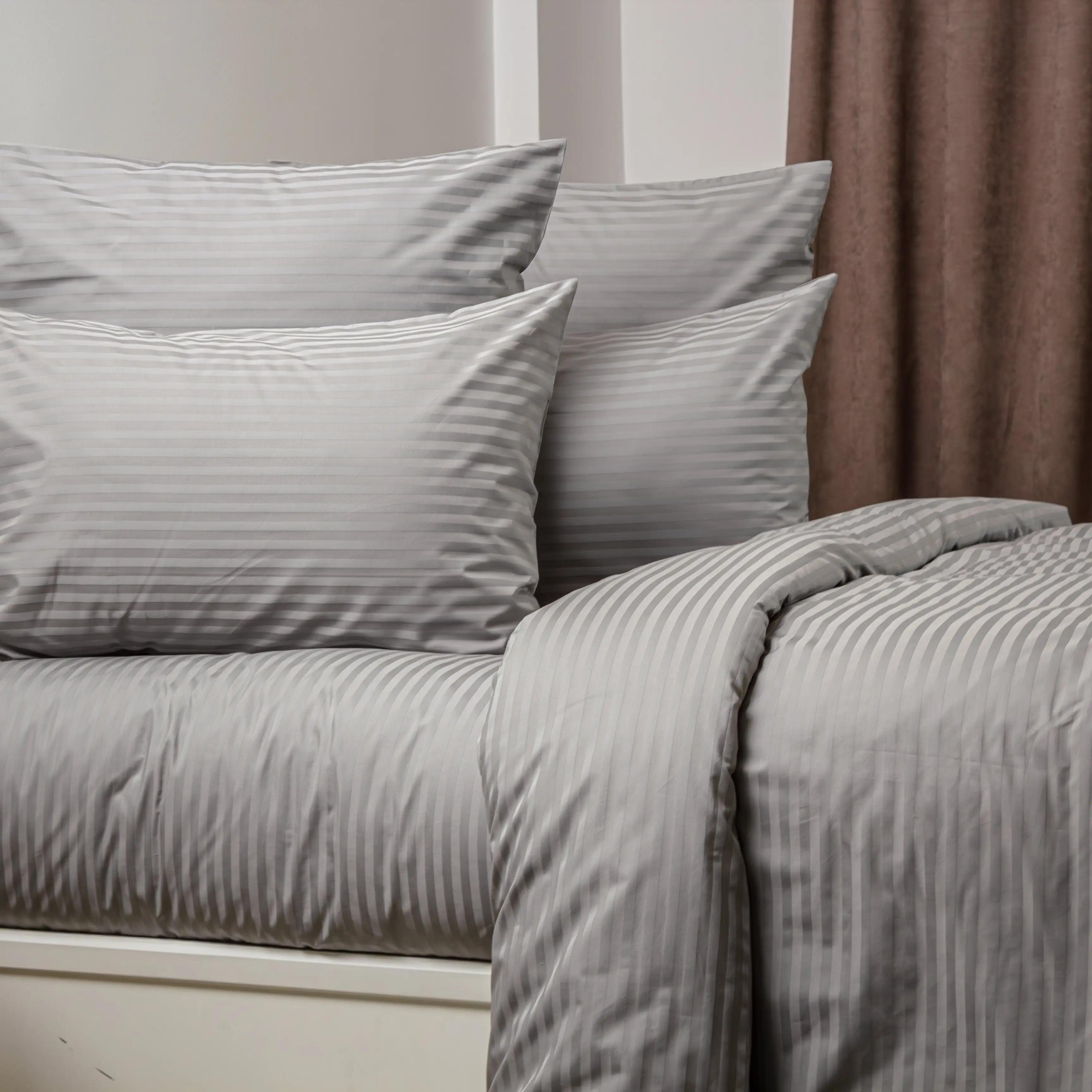 Комплект постельного белья ТЕП «СТРАЙП САТИН PREMIUM» Grey, евро - Фото 4