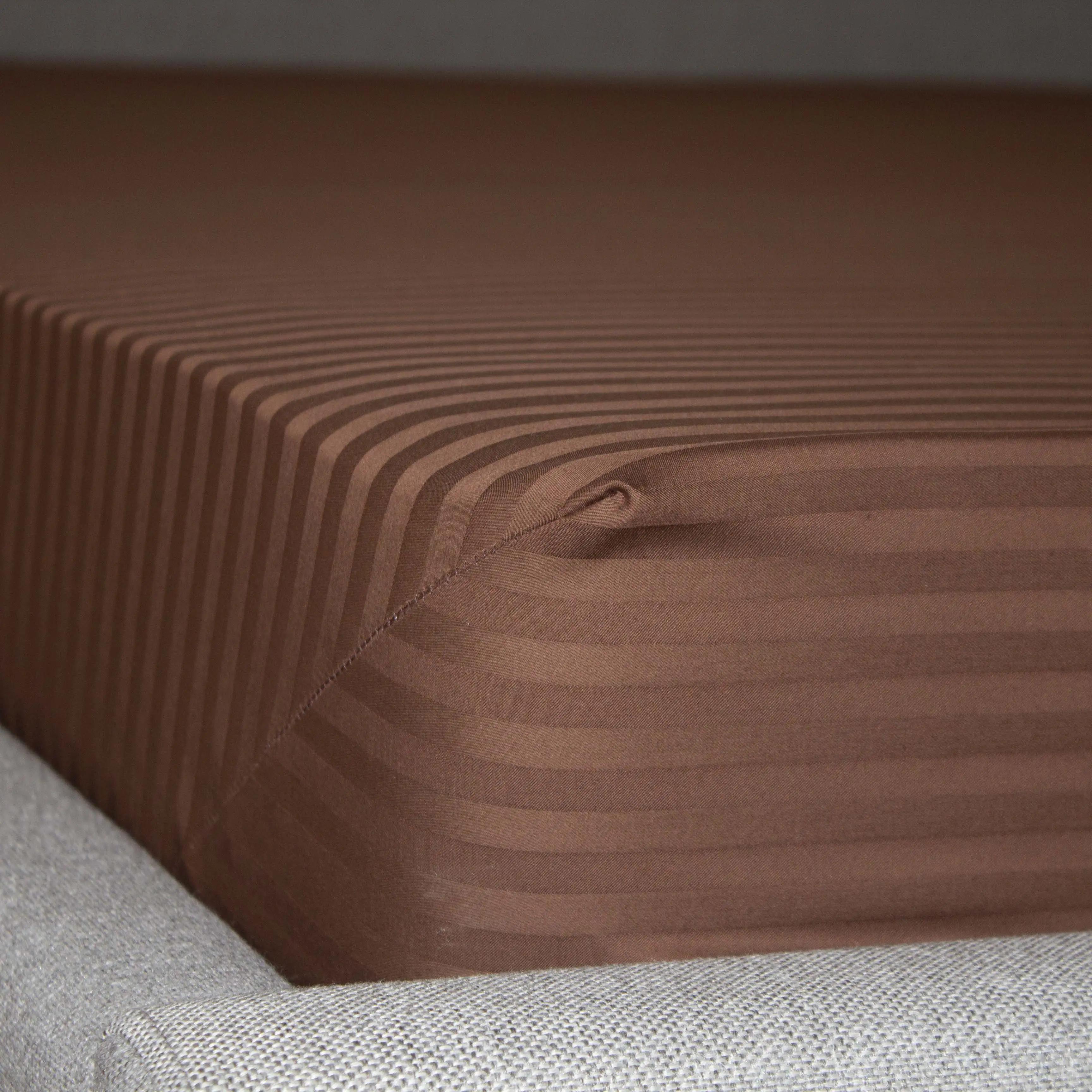 Простыня «ТЕП» с резинкой сатин Chocolate