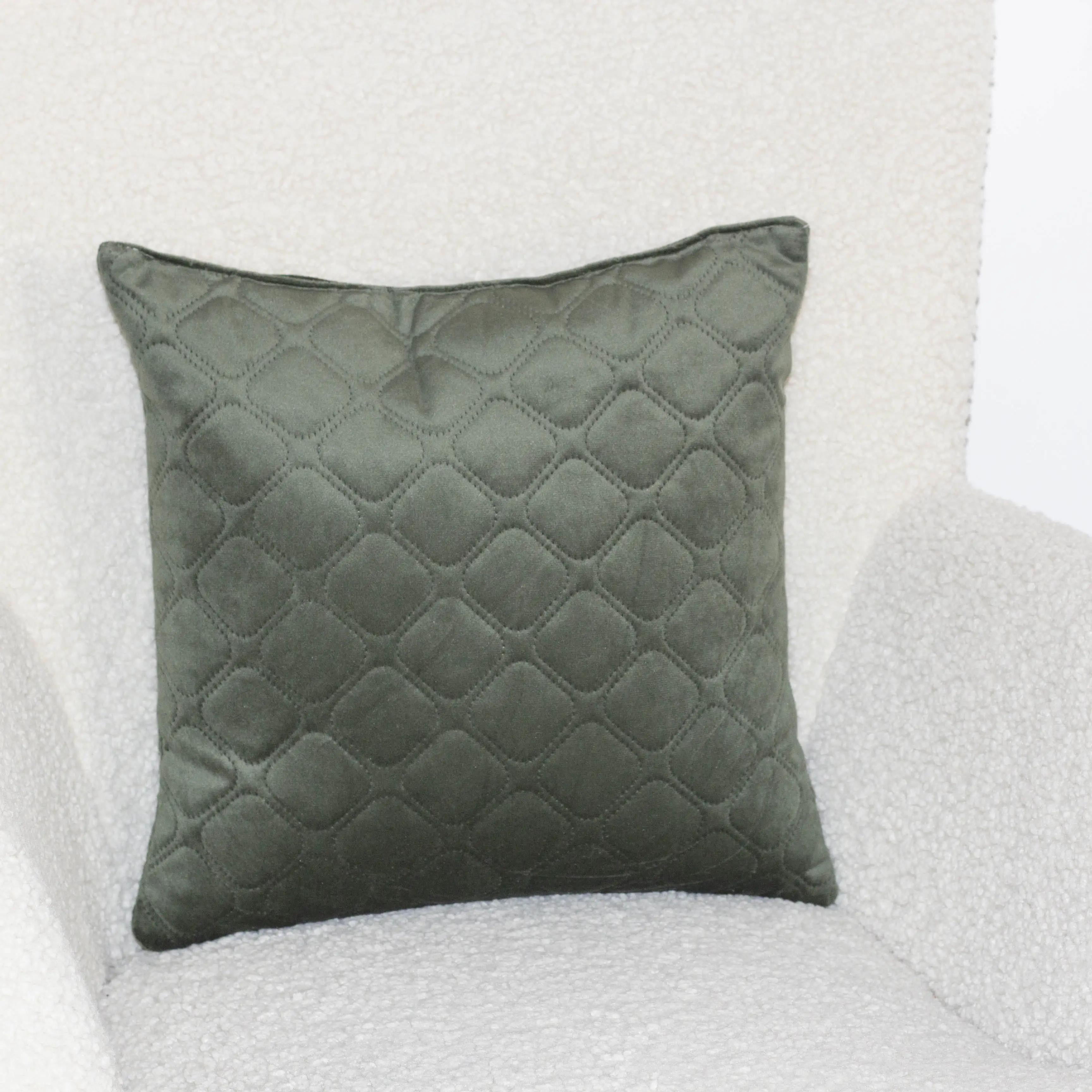 Подушка декоративная "VELURE" Dark Green, 40x40 - Фото 3