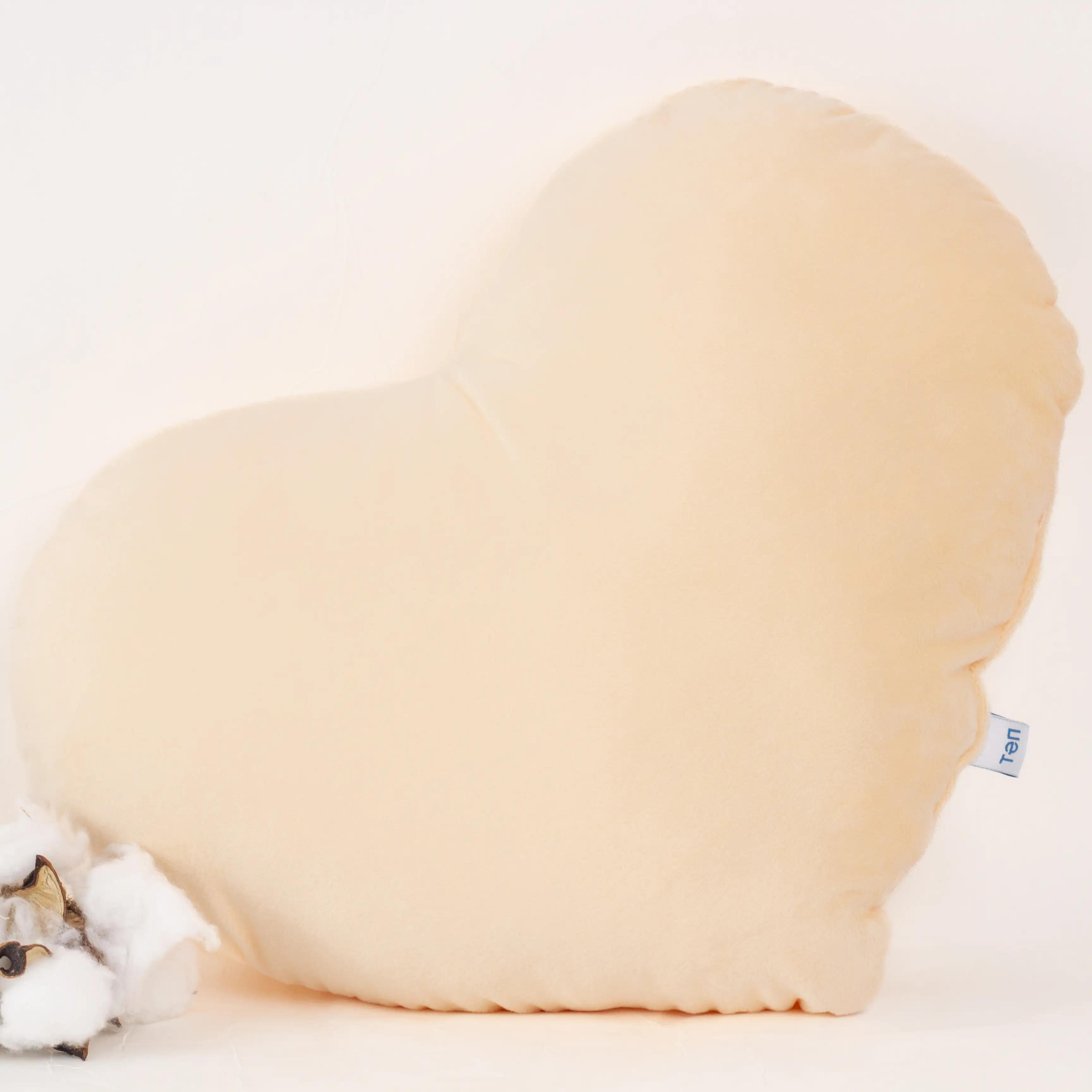 Подушка декоративная ТЕП "HEARTS" персиковая