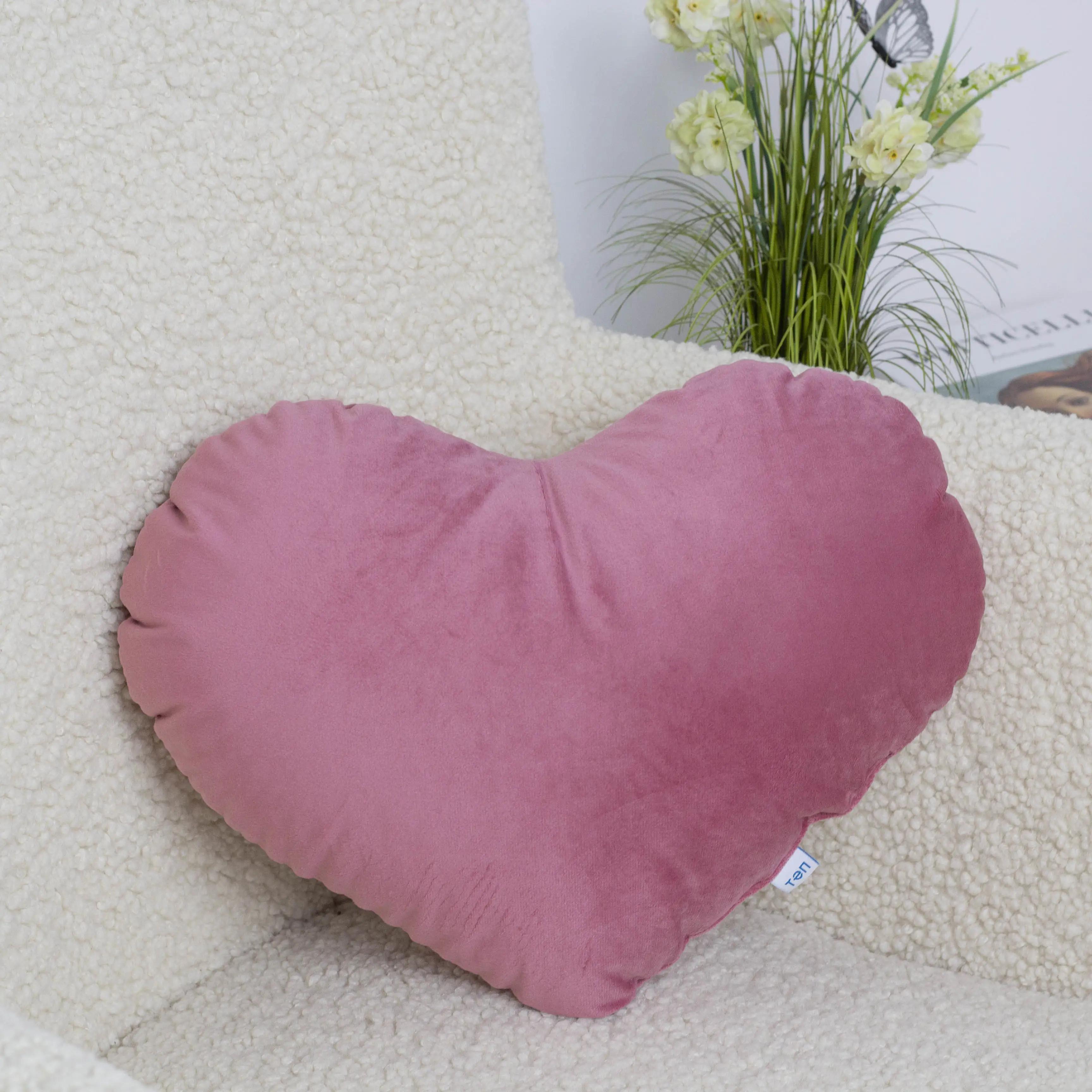Decorative pillow TEP "HEARTS" mesa rose, 35x40 - Photo 3