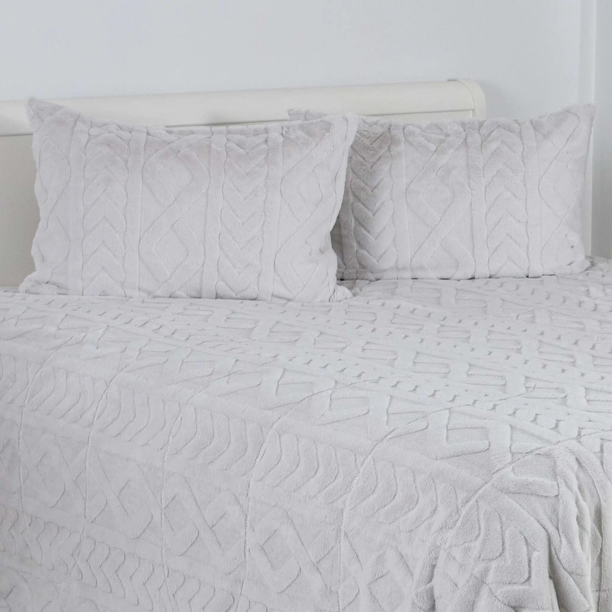 Декоративная наволочка ТЕП «SOFT ANGORA" светло-серая