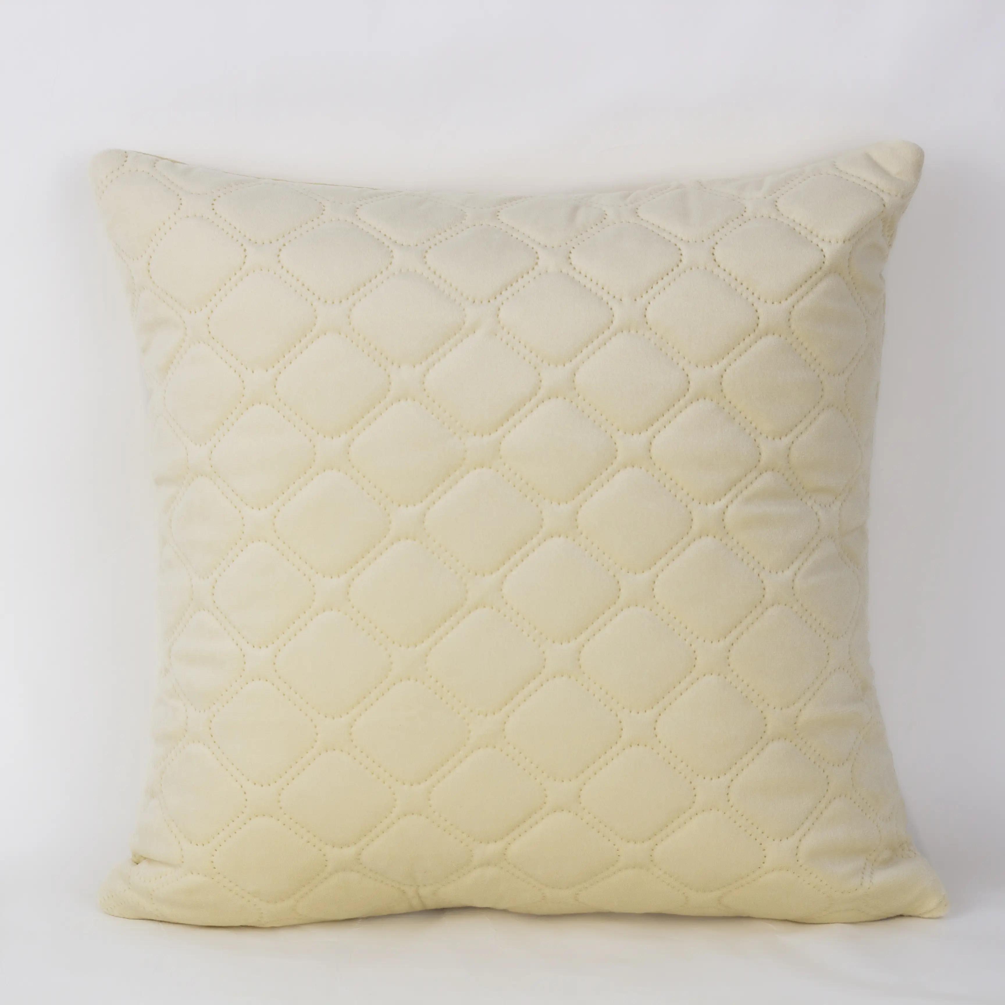 Наволочка декоративна ТЕП "VELOUR" 45*45 см з замком Бежевий, 45x45