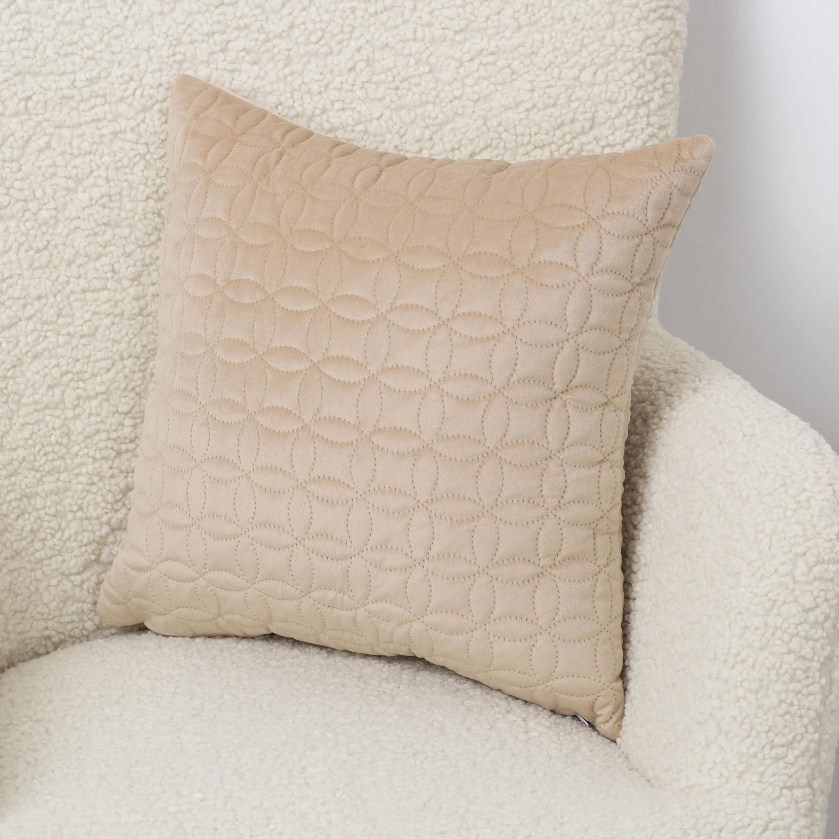 Наволочка декоративная ТЕП "VELOUR" 45*45 см с замком Золотой беж/Мозаика, 45x45 - Фото 4