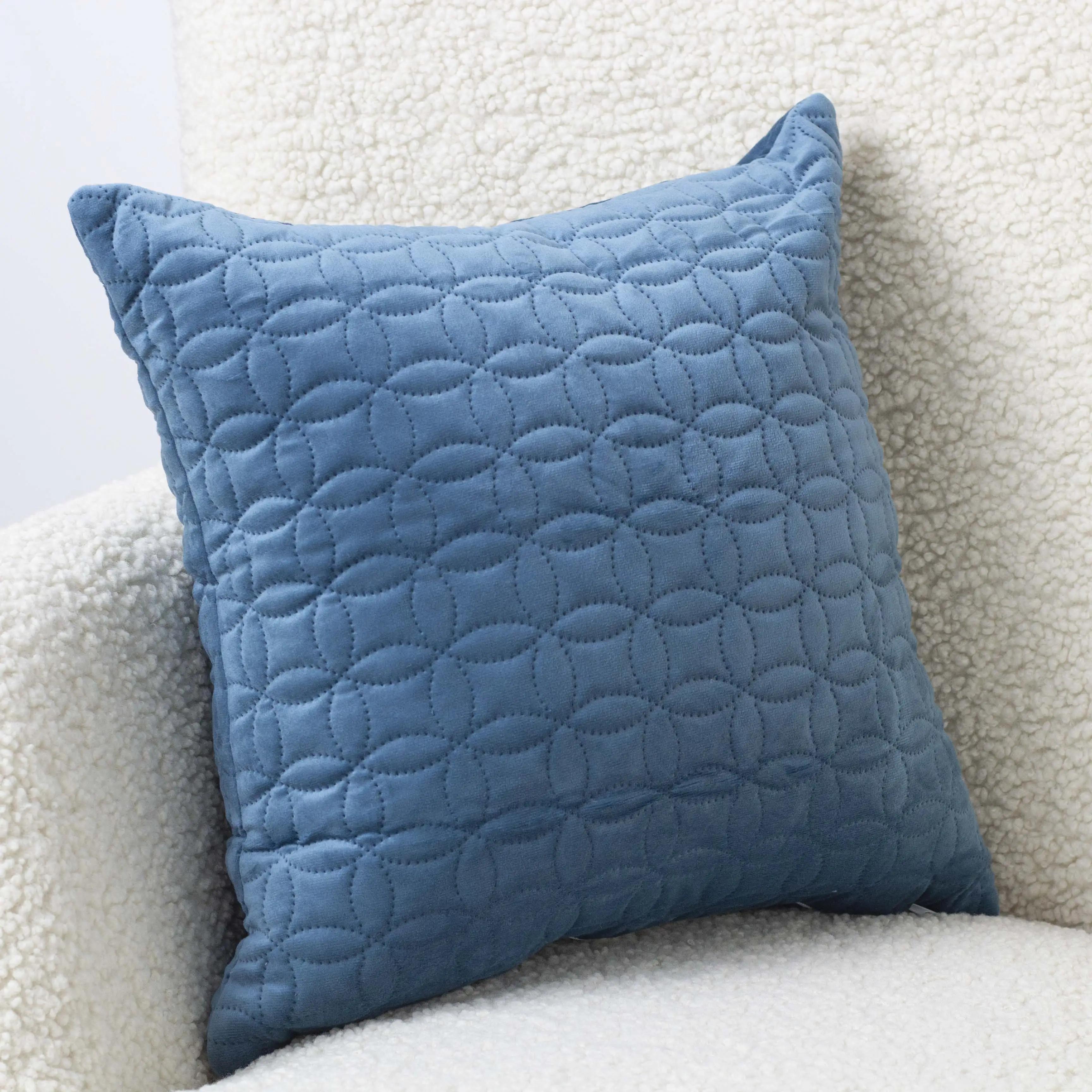 Наволочка декоративная ТЕП "VELOUR" 45*45 см с замком Темно – синий/Мозаика, 45x45 - Фото 4