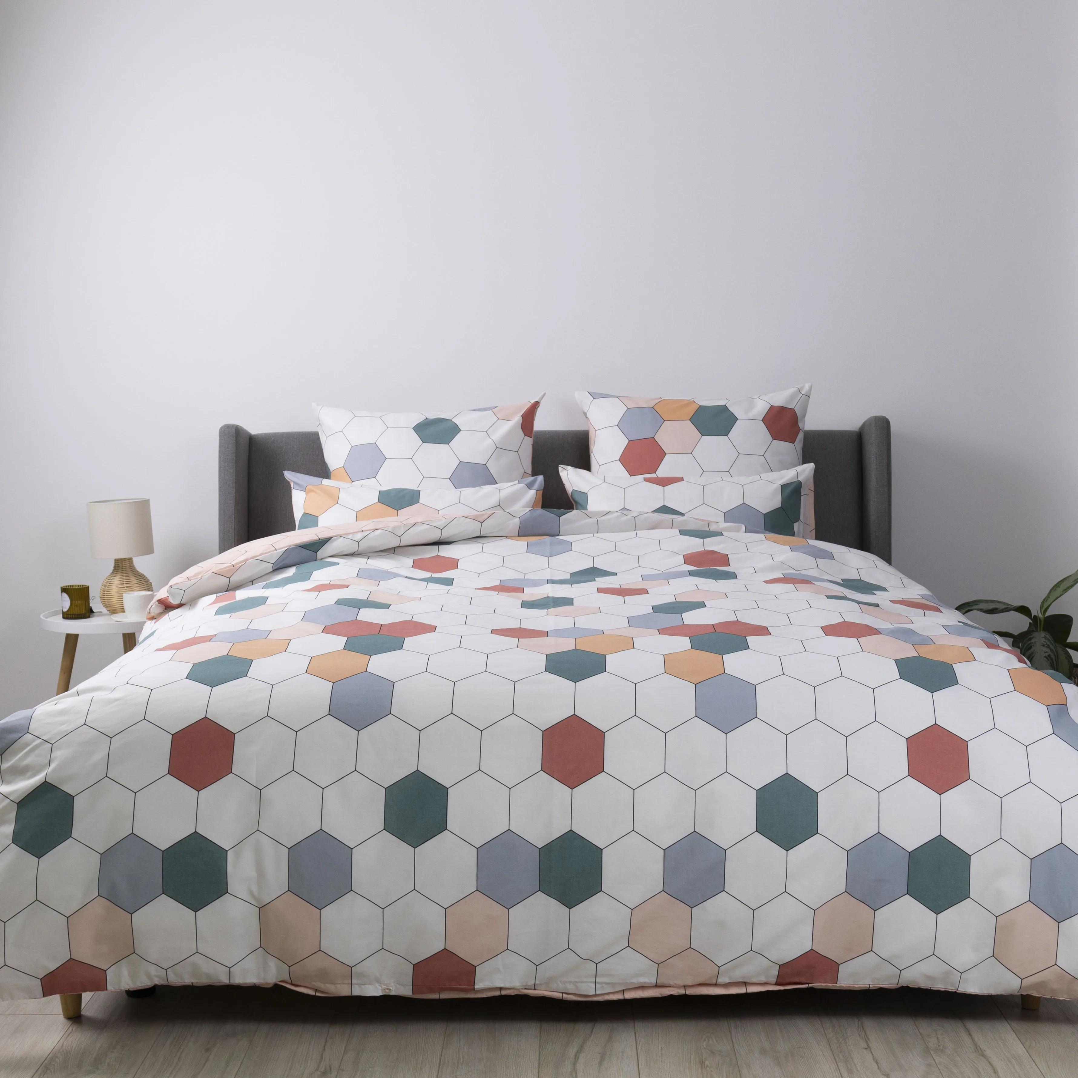 Постельное белье ТЕП "Happy Sleep" Красочные соты, 50x70, двуспальное - Фото 3