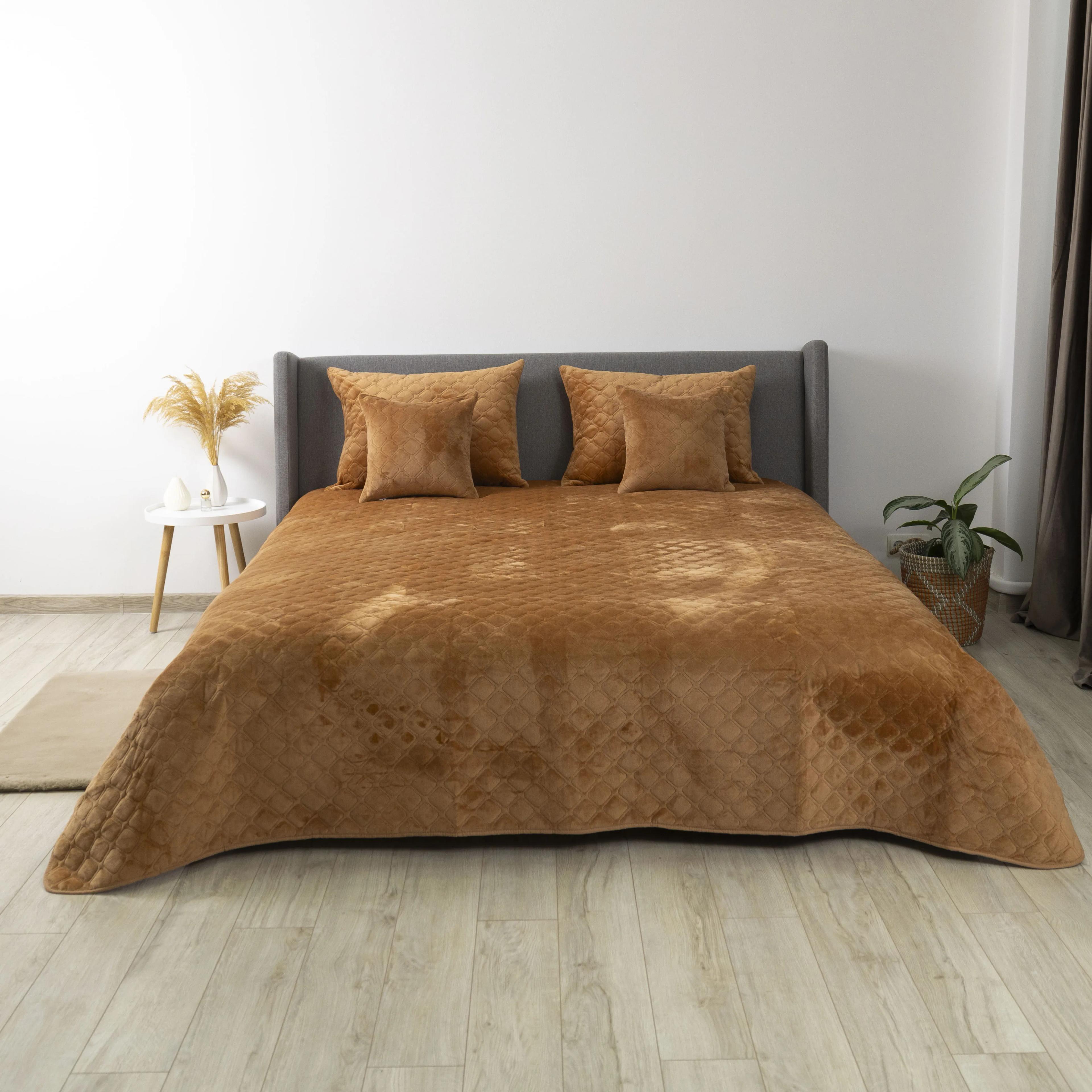 Bed Covers TEP "VELOUR" Coffee/Rhombus round, 220x240 - Photo 2