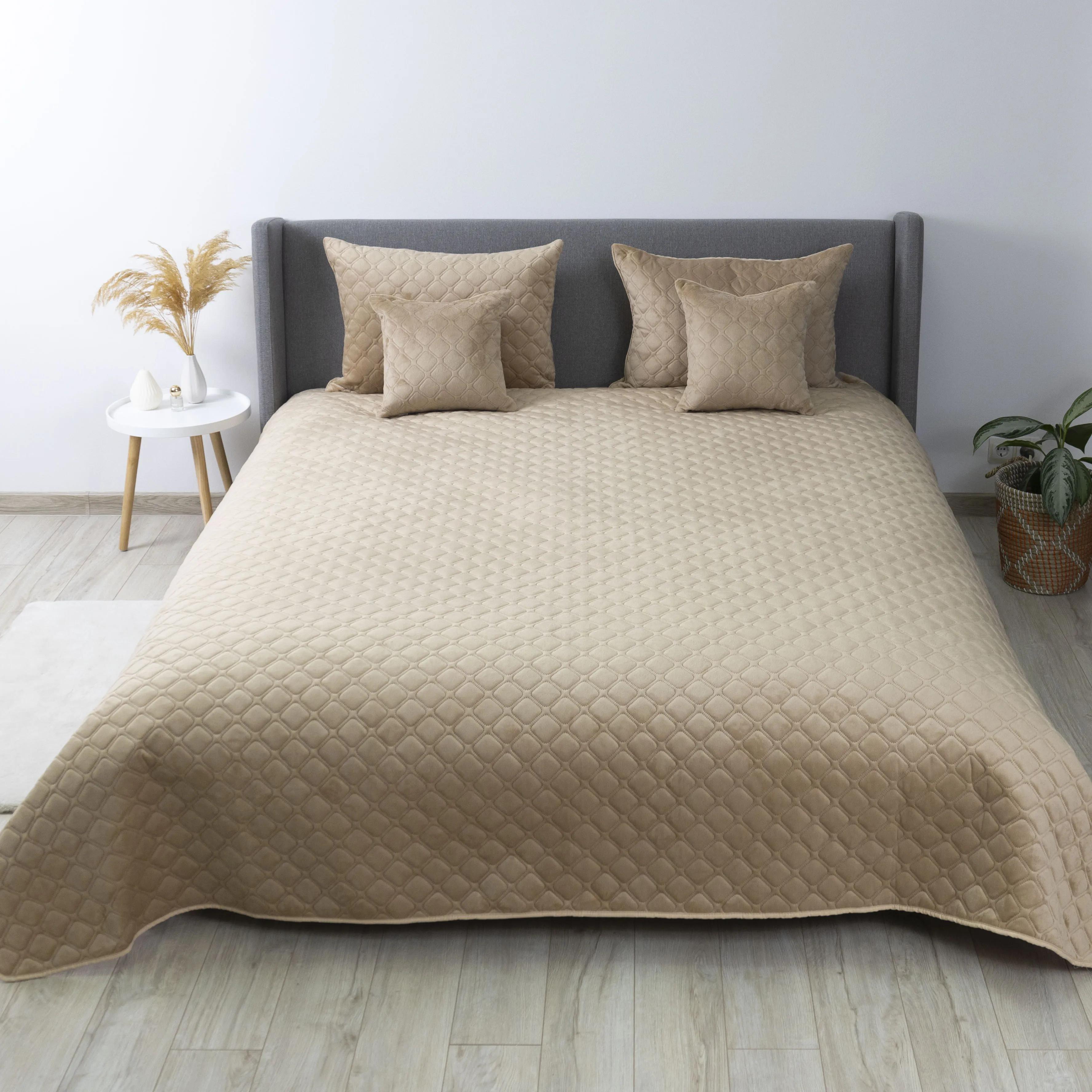 Bed Covers TEP "VELOUR" Golden Beige/Rhombus round, 240x260 - Photo 8