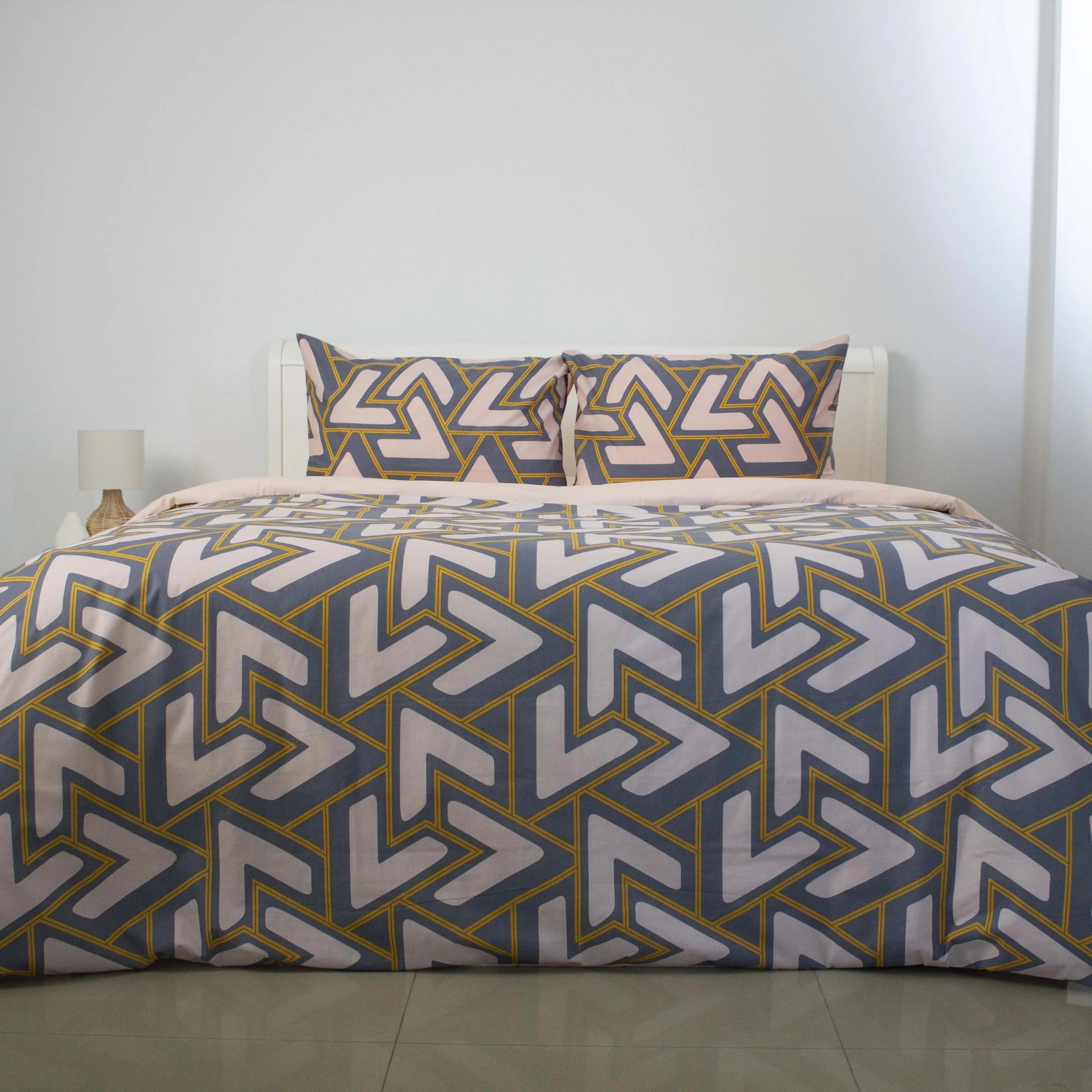 Bed Linen Set TEP "Happy Sleep" Abstract Triangles, one and a half - Photo 2 Bed Linen Set TEP "Happy Sleep" Abstract Triangles, one and a half - Photo 2