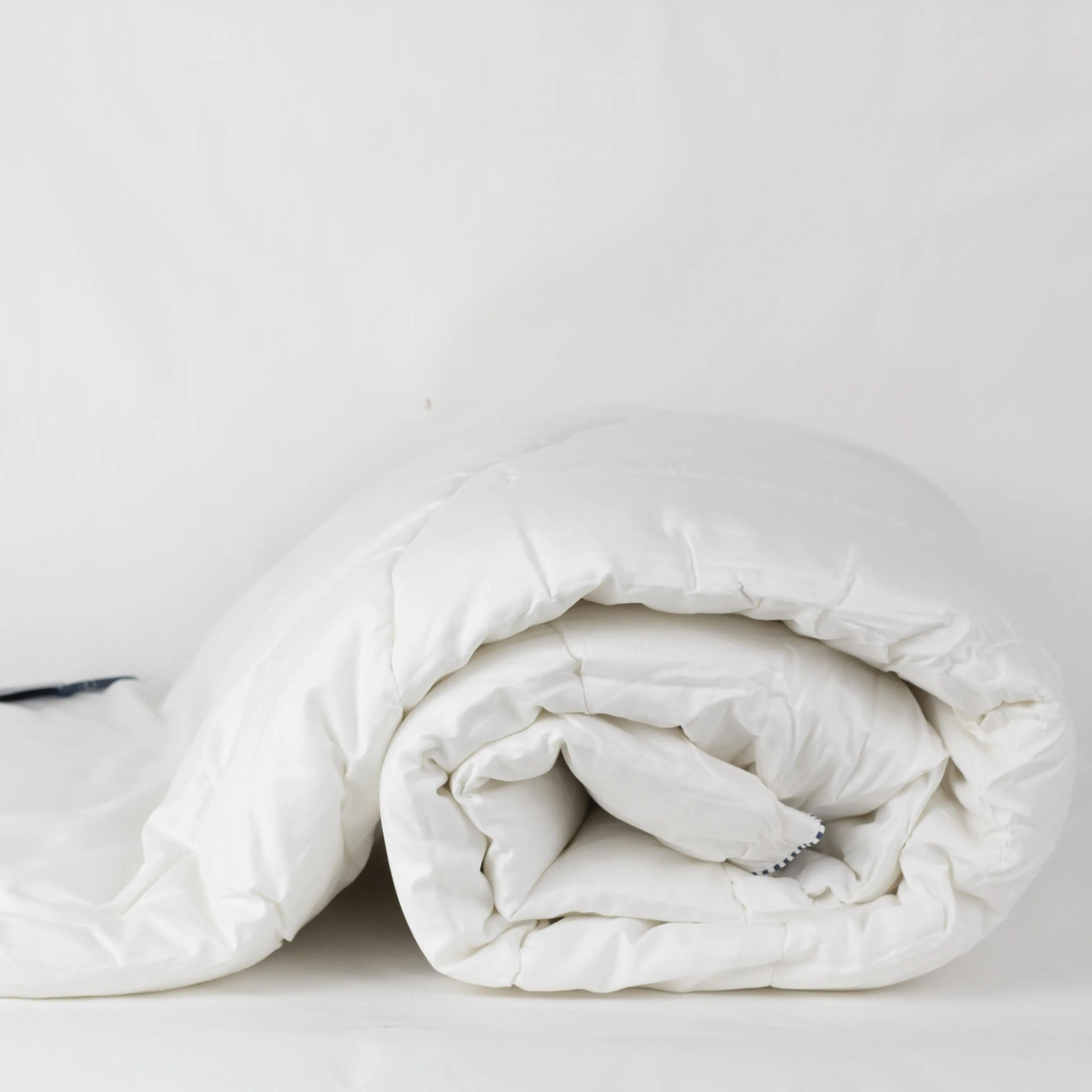 Blanket "PARIS", 155x210 Blanket "PARIS", 155x210