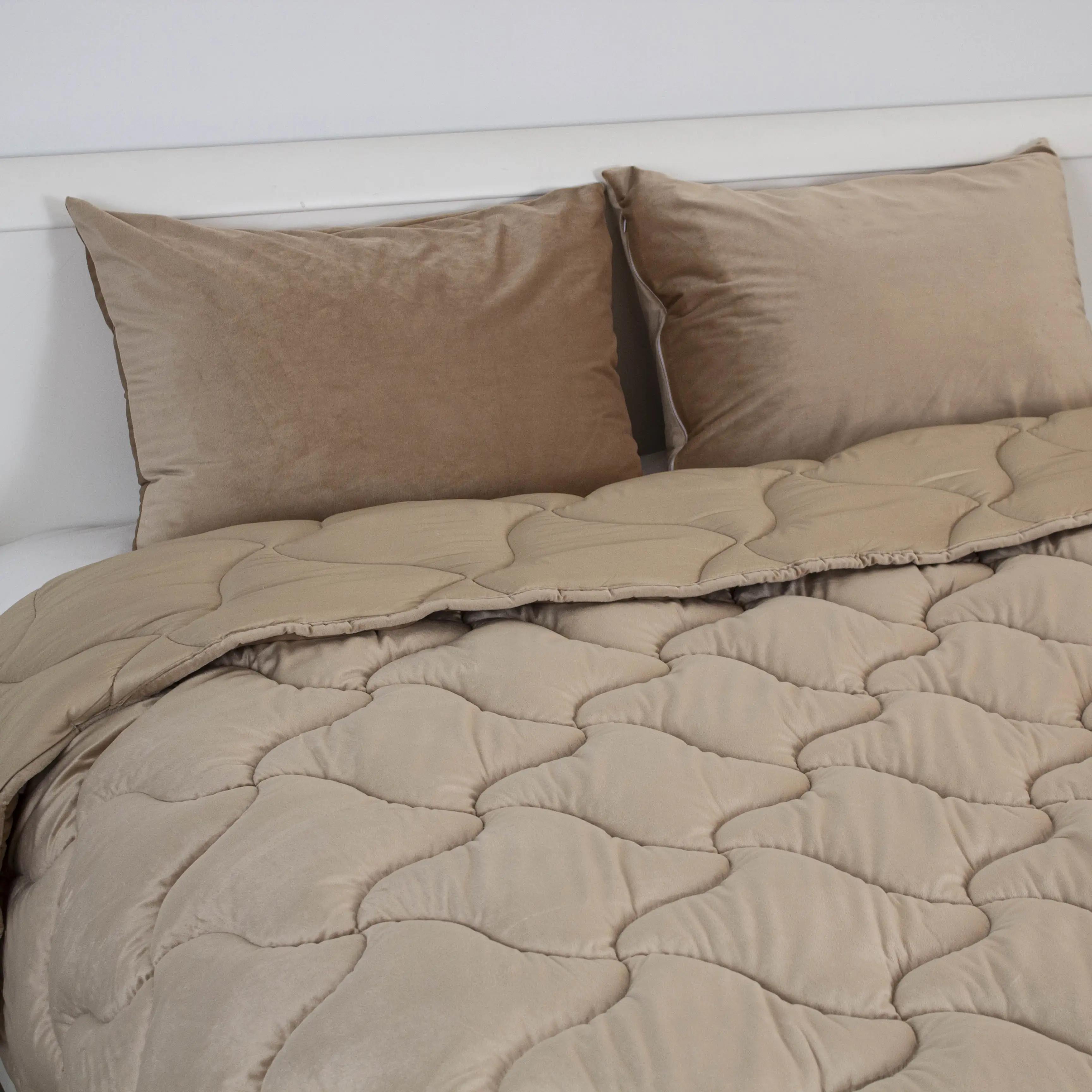 Одеяло ТЕП «VELOUR» Золотой беж, 180x210 - Фото 4 Одеяло ТЕП «VELOUR» Золотой беж, 180x210 - Фото 4