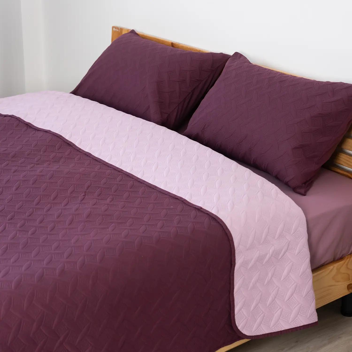 Bed Covers TEP "VINTAGE" 1 pillowcase 50*70 sm Burgundy/Vintage, 150x210 - Photo 2 Bed Covers TEP "VINTAGE" 1 pillowcase 50*70 sm Burgundy/Vintage, 150x210 - Photo 2