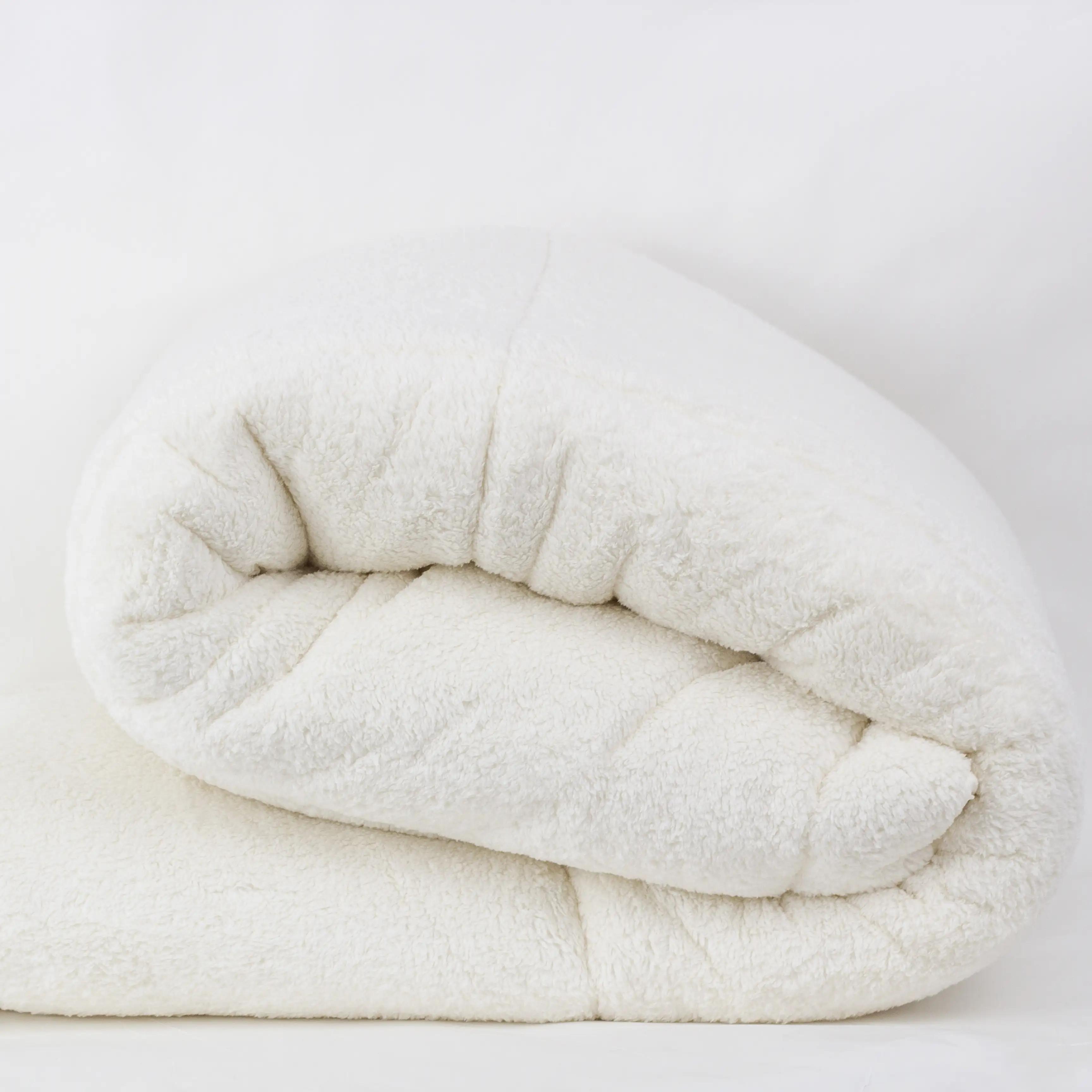 Blanket "TEDDY" Milky, 150x210 - Photo 5 Blanket "TEDDY" Milky, 150x210 - Photo 5